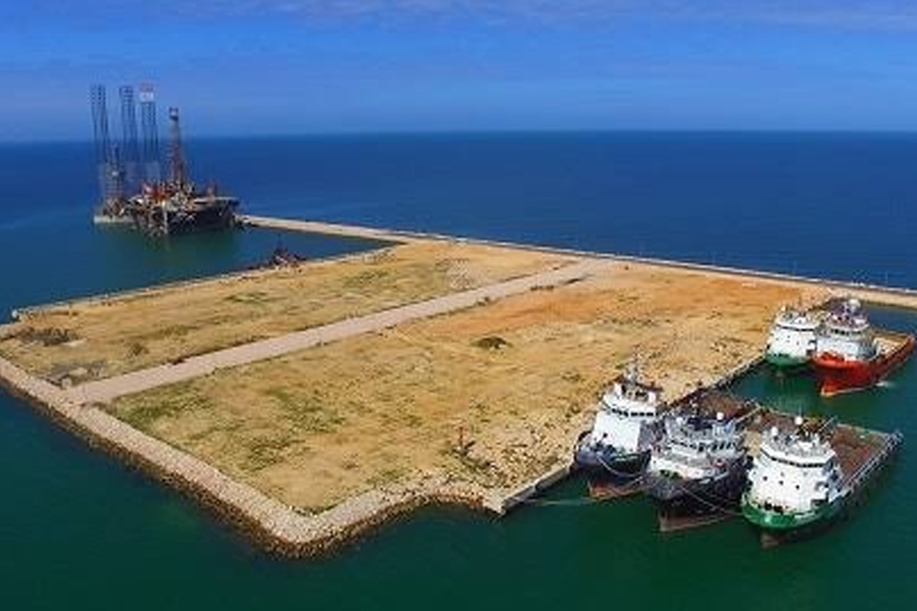 Construcción de muelles / piloteo de muelles